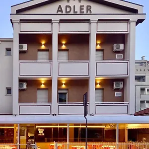 3* Otel Adler